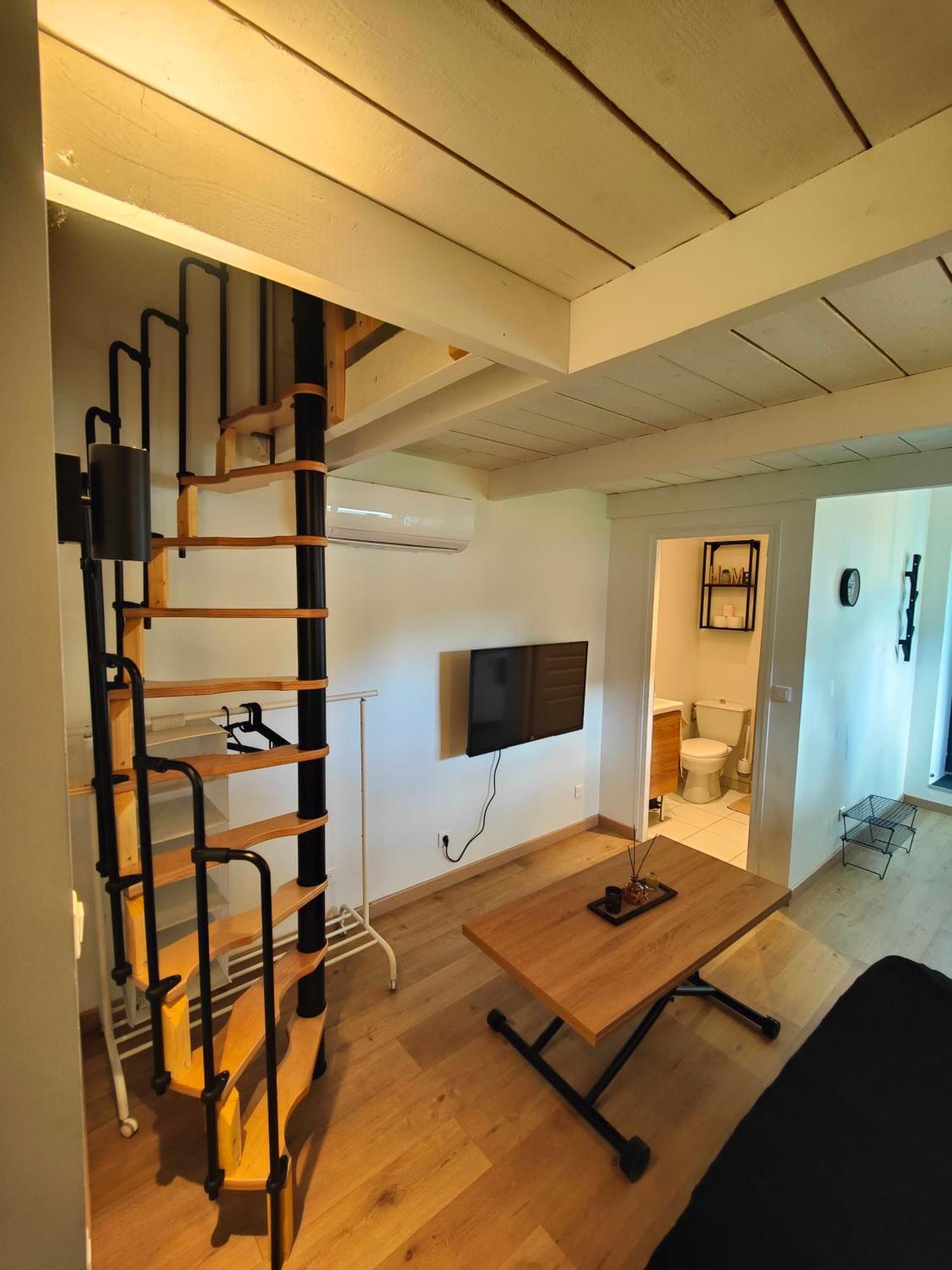 Maisonette Proche De Fontainebleau Ville-Saint-Jacques Экстерьер фото